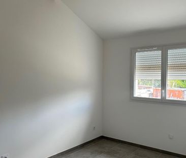 Location Maison 4 pièces 87m² VILLENAVE D ORNON 33140 - Photo 3