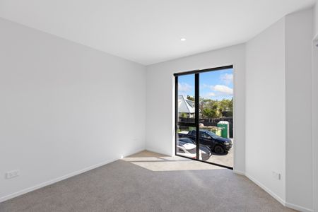 Unit 5, 86 Holly Road, St. Albans, Christchurch - Photo 4