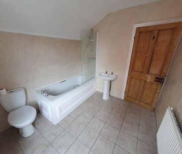 2 Bedroom House to Rent in Russell Street, Kettering, NN16 - Photo 6