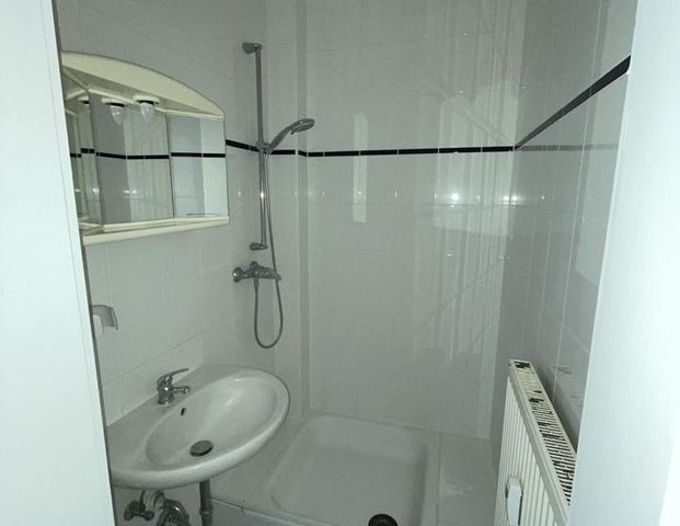 Gemütliche 2-Zimmer-Wohnung in Frankfurt-Höchst – Ihr neues Wohlfühl-Zuhause [HMR-O06E03] - Foto 1