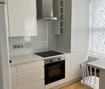 Room in a Shared Flat, Chippenham Road, W9 - Photo 5