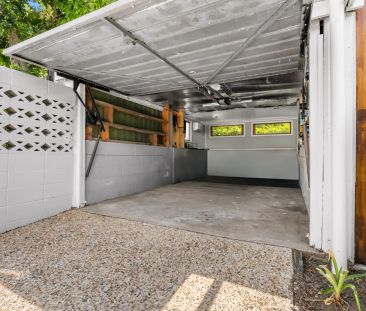 STUNNING, STYLISH GAP HOME FOR RENT... - Photo 4