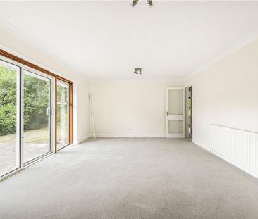 6 bedroom bungalow to rent - Photo 1