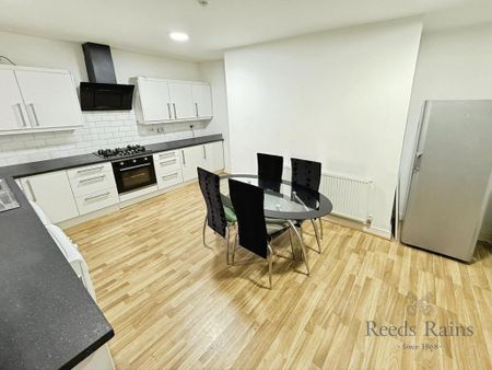 1 bedroom property to rent - Photo 4