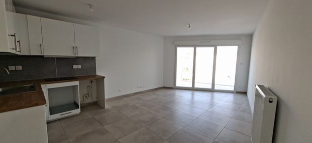 Location Appartement 3 pièces 61m² MARSEILLE 12ème - Photo 1