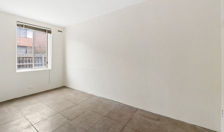 3/3 Empire Street, Footscray VIC 3011 - Photo 2