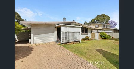 NEWLY RENOVATED FAMILY HOME IN PRIME RIVERSIDE LOCATION - Photo 4