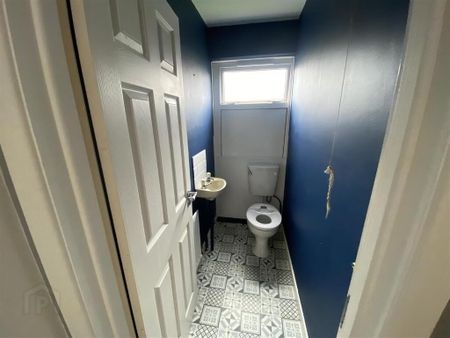 13 Hamilton Gardens, Lisburn, BT28 2BD - Photo 3