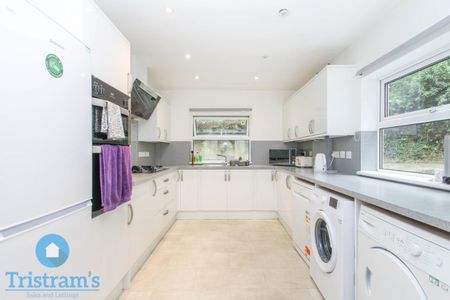 6 bed Semi-Detached House for Rent - Photo 2