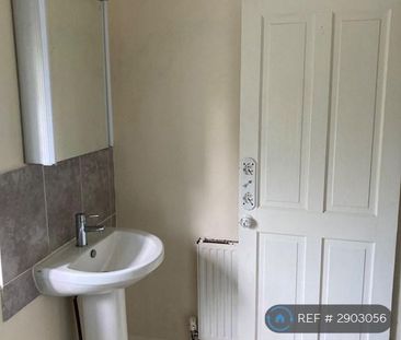 3 bedroom detached house to rent - Photo 5