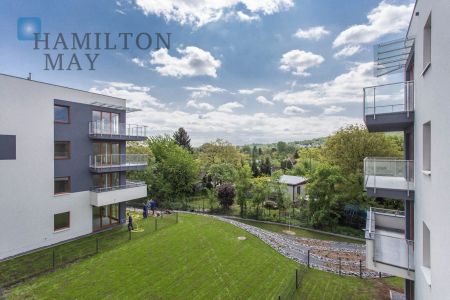 Nowoczesne i komfortowe mieszkanie w inwestycji Małe Błonia - Zdjęcie 4