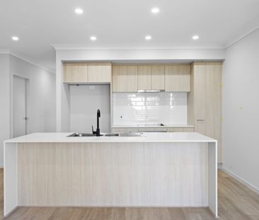 4 BEDROOM HOUSE WITH LARGE REAR YARD!! - RENT $630, WILL INCREASE T... - Photo 6