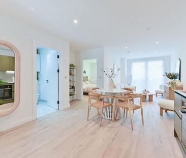 2 bedroom flat to rent - Photo 2