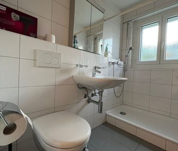 Stylish 2.5 Room Furnished Apartment Prime 1st Floor Unit - Photo 1