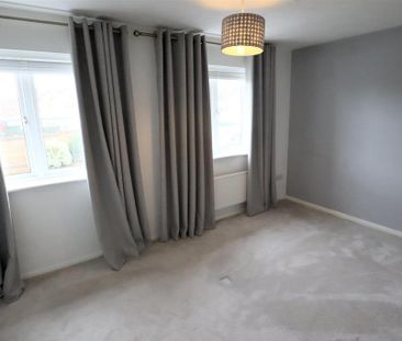 2 bedroom end of terrace house to rent - Photo 6