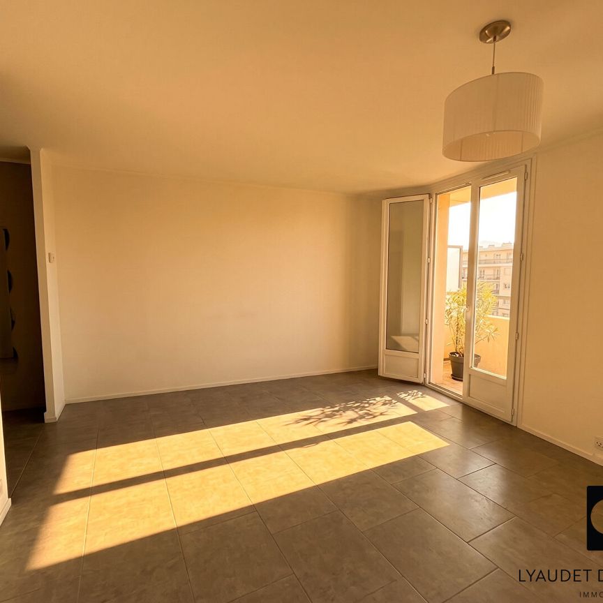 Location Appartement 3 pièces 60m² - Photo 1