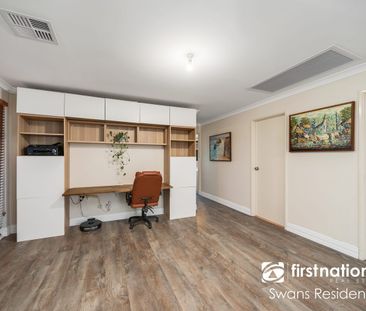 Exceptional Beauty - A Standout Pool Home in Aveley!! - Photo 1