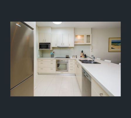 3/27 Gordon Street, Labrador, Qld 4215 - Photo 1
