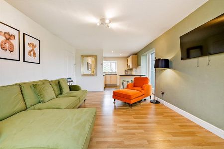 2 bedroom apartment to rent - Photo 3