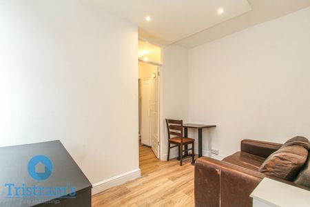 1 bed Studio for Rent - Photo 2