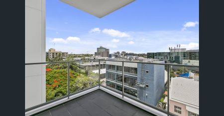 1 Bed 1 Bath Milton Apartment - Photo 4