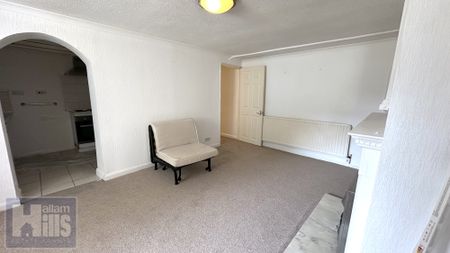 29 Oakhill Road, - Photo 2