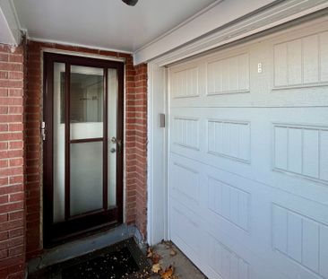 For Lease - 3487 Ellengale Drive Unit# Lower, Mississauga, Ontario - Photo 2