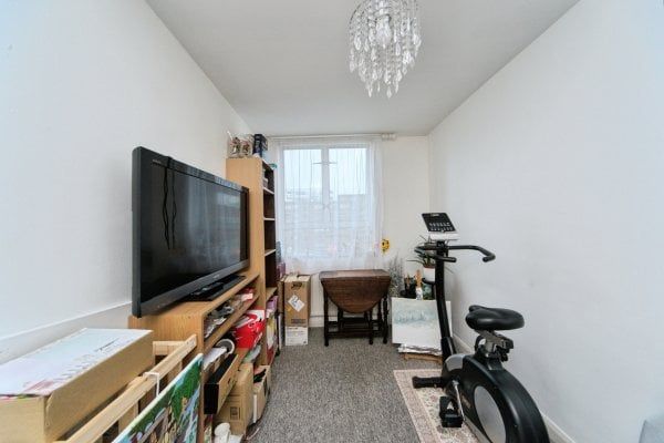 Sussex Court 2 bedroom apartment to rent - Photo 1