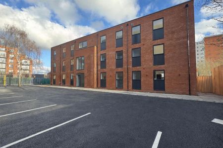 2 bedroom flat to rent - Photo 3