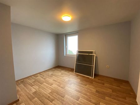 Woning met 5 slaapkamers, terras en tuintje - Foto 2