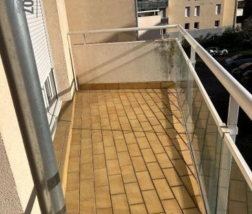 Location appartement récent 3 pièces 71.9 m² à Saint-Julien-en-Gene... - Photo 6