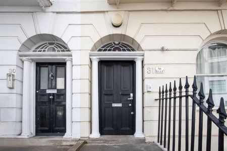 Mornington Crescent - Photo 4