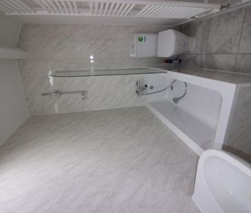 3 bedroom property to rent - Photo 3