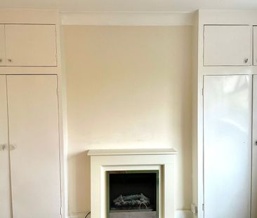 1 Bed Flat, Merton Mansions, SW20 - Photo 3