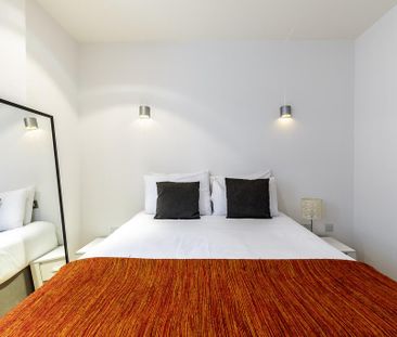 2 bedroom flat to rent - Photo 4