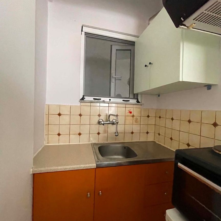 Studio/Γκαρσονιέρα για ενοικίαση Αγία Σοφία (Πάτρα) - Photo 1