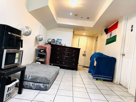 For Lease - 23 Gulliver Crescent, Brampton, Ontario - Photo 2