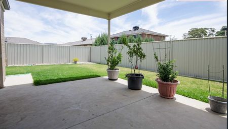 15 Condamine Street, West Wodonga - Photo 4