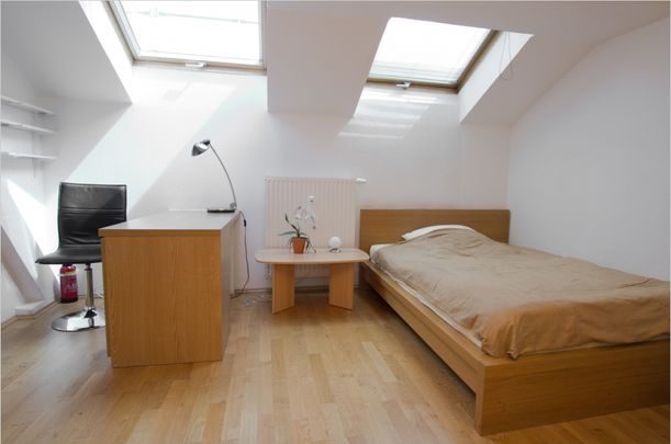 1 Zimmer in Düsseldorf - Photo 1