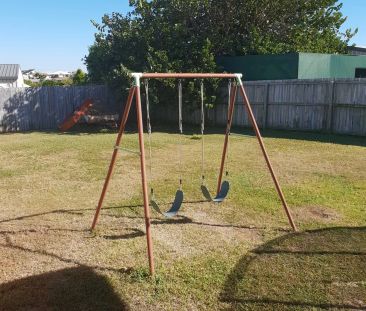 10 Freeman Street, Avoca QLD 4670 - House For Rent | Domain - Photo 6