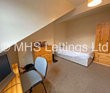 5 Bedroom Mid Terraced House for rent in Royal Park Terrace - Photo 4