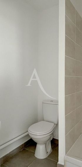 Location Appartement 26.8m² 1 pièce Fort de france - Photo 2