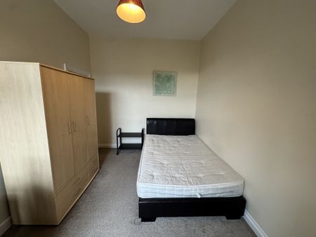 Second Avenue, Heworth - P10406 - Photo 4