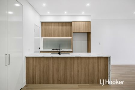 BRAND NEW - ONE BEDROOM APARTMENT - Photo 5