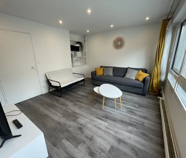Location Appartement 1 pièce 28m² BOULOGNE BILLANCOURT 92100 - Photo 2