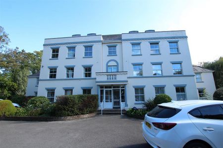 2 bedroom flat to rent - Photo 3