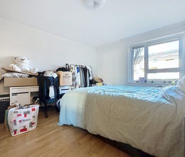 Appartement rafraîchi de 2 pièces au rez-de-chaussée - Photo 1