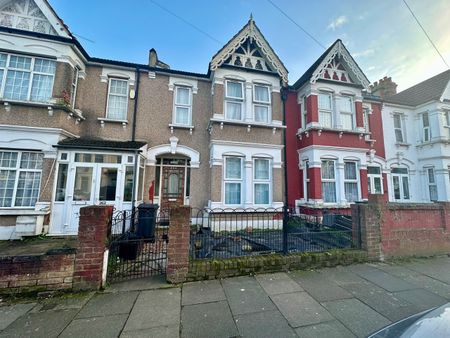 Room in a Shared House, Mortlake Road, IG1 - Photo 2