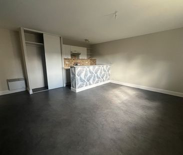 Location Appartement 2 pièces 44m² - Photo 2