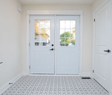 For Lease - 2 Betteridge Lane, Toronto, Ontario - Photo 1